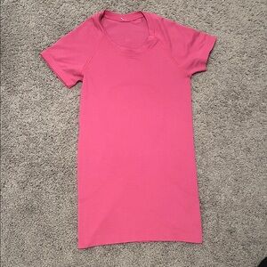 Lululemon Sonic Pink Short Sleeve Shirt